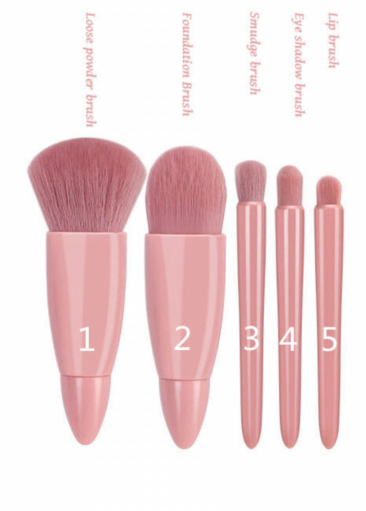 MAKEUP BRUSHES